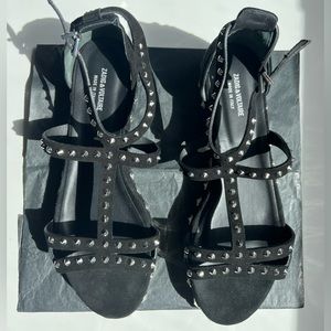 NWT: Zadig & Voltaire Black Suede Studded Sandals SIZE 39